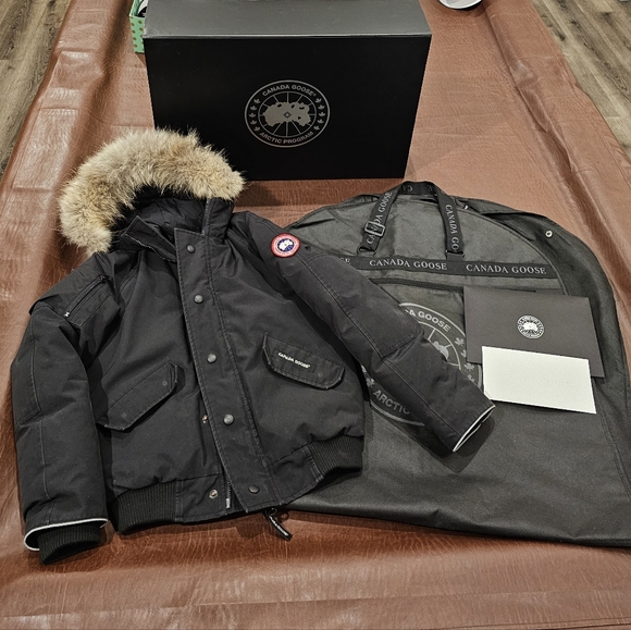 Canada Goose kids jacket size M 10-12